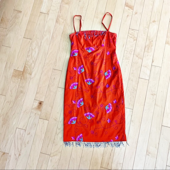 Karen Millen Floral Embroidered Pencil Dress - Picture 5 of 8